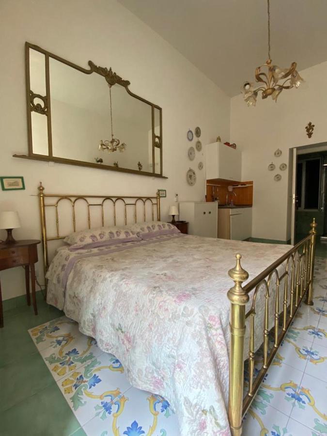 A Casa Di Claudia Apartment Naples